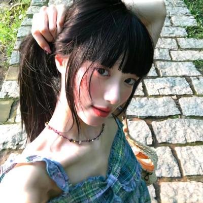女人是英雄